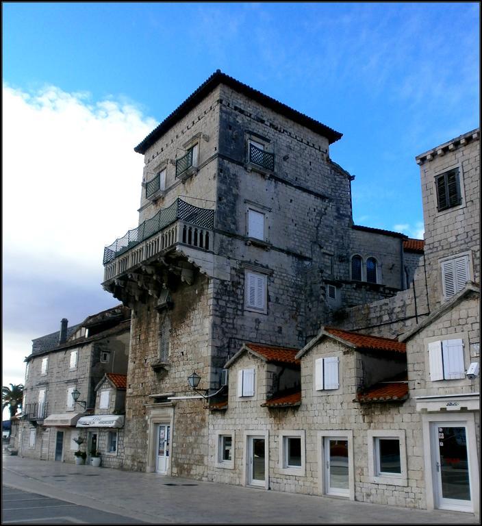 Apartment Fabijanko Oldtown Trogir Exterior foto